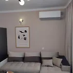 شقة 